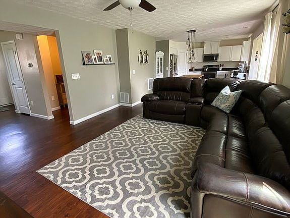 Open living / kitchen