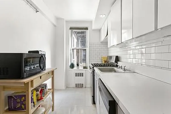 Sold by Argo Residential | media 17