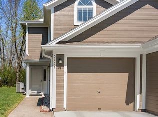 6157 NE Moonstone Ct, Lees Summit, MO 64064