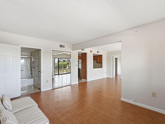 3rd image of 10330 W THUNDERBIRD Boulevard #C319