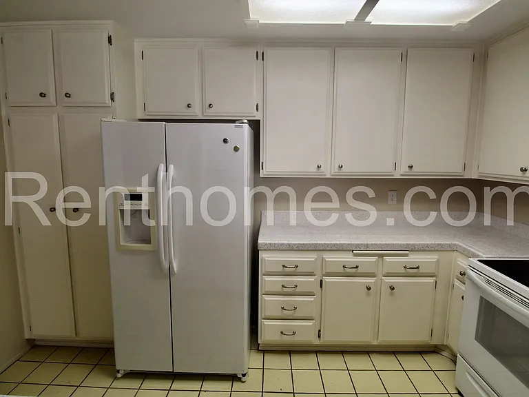 6747 Friars Rd #132 — Photo 7