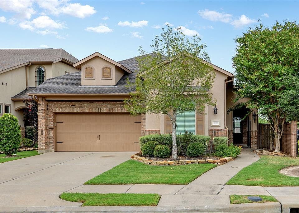 1st image of 11915 Rosmarino Court