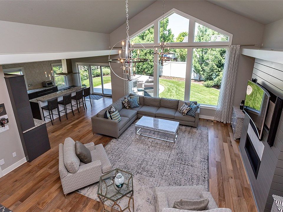 7095 Reed Ln, West Des Moines, IA 50266 Zillow