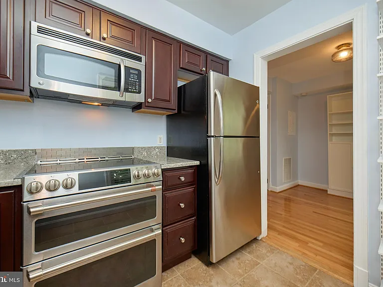 2501 Arlington Blvd #2 — Photo 10