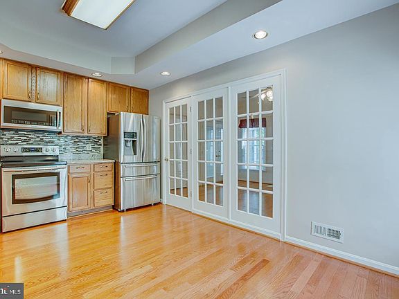 4th image of 9305 Ballybunion Dr