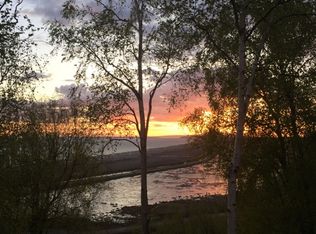 18320 Potter Bluff Cir, Anchorage, AK 99516