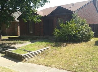 2005 Feather Ln, Lewisville, TX 75077
