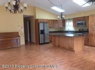 1026 Bennett St, Scranton, PA 18508