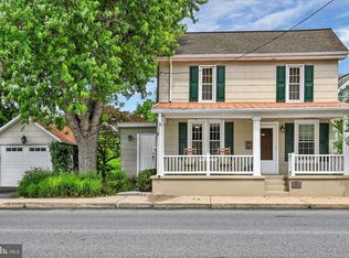 536 W High St, Manheim, PA 17545