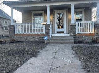 4221 Irving Ave N, Minneapolis, MN 55412