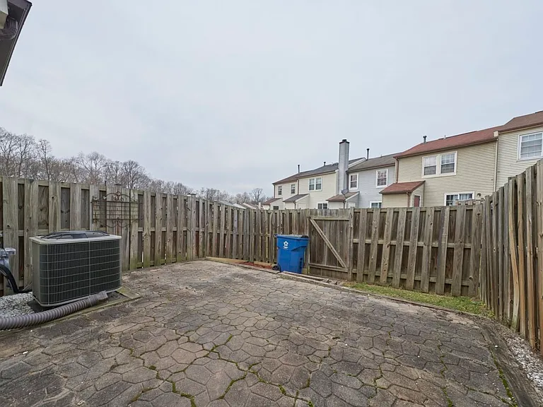 14426 Four Chimney Dr — Photo 20