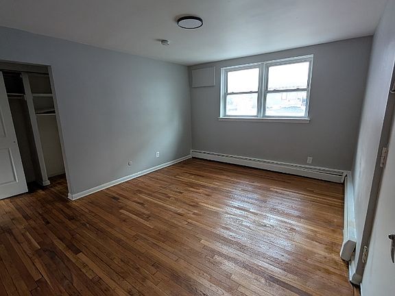 5th image of 605 Nye Ave APT 5B