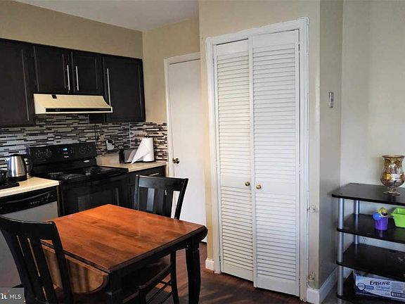 5th image of 6552 China Grove Ct
