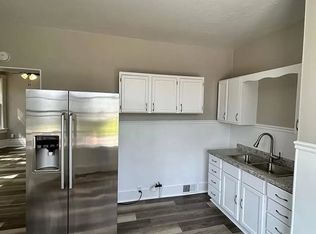 Updated Triplex in Milwaukee's Harambe Neighborhood 1 & 3 Bedroom Units, Milwaukee, WI 53212