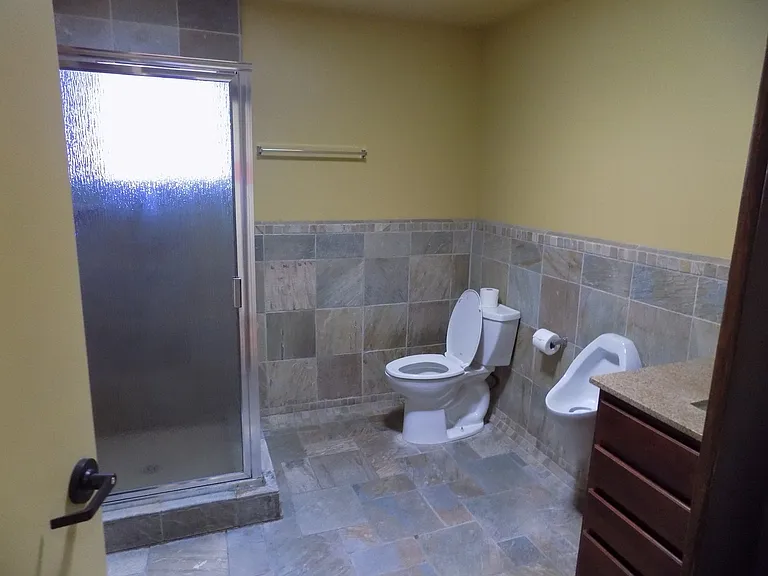 740 W Foothill Blvd — Photo 14