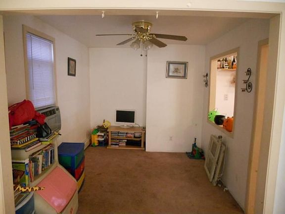 4th image of 24 Hilton St