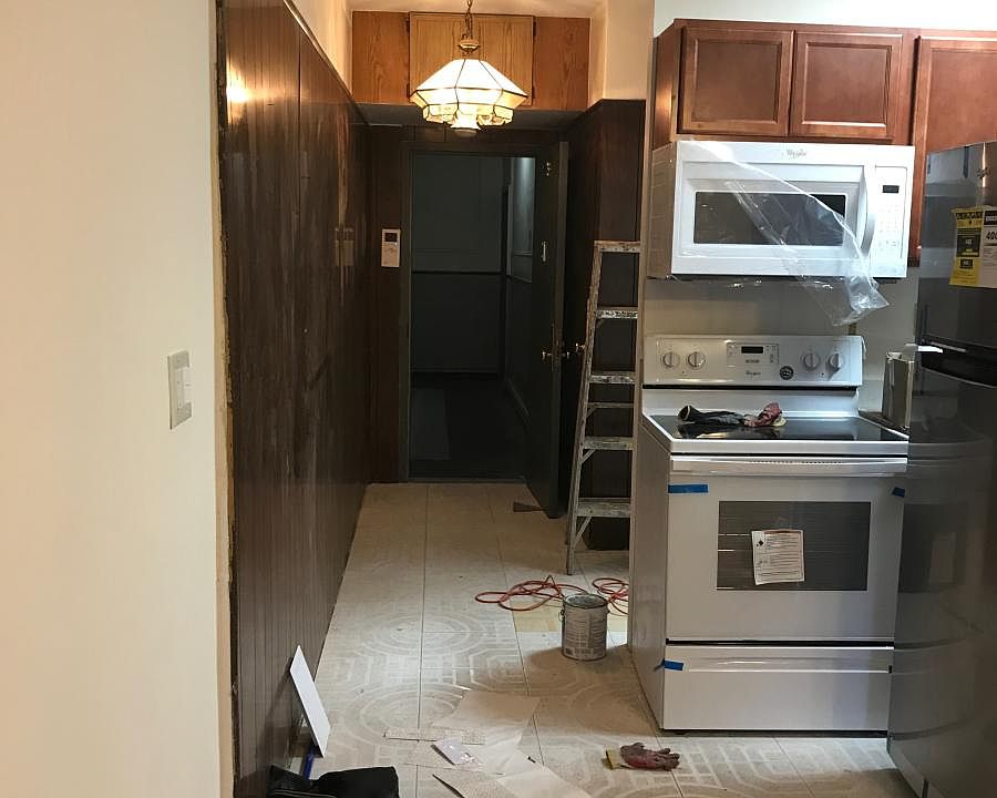 1st image of 6112 Woodbine St #2R