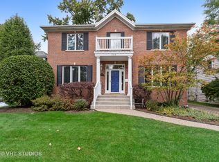 2328 Illinois Rd, Northbrook, IL 60062