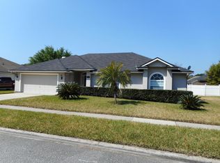 10826 Natalie Dr E, Jacksonville, FL 32218