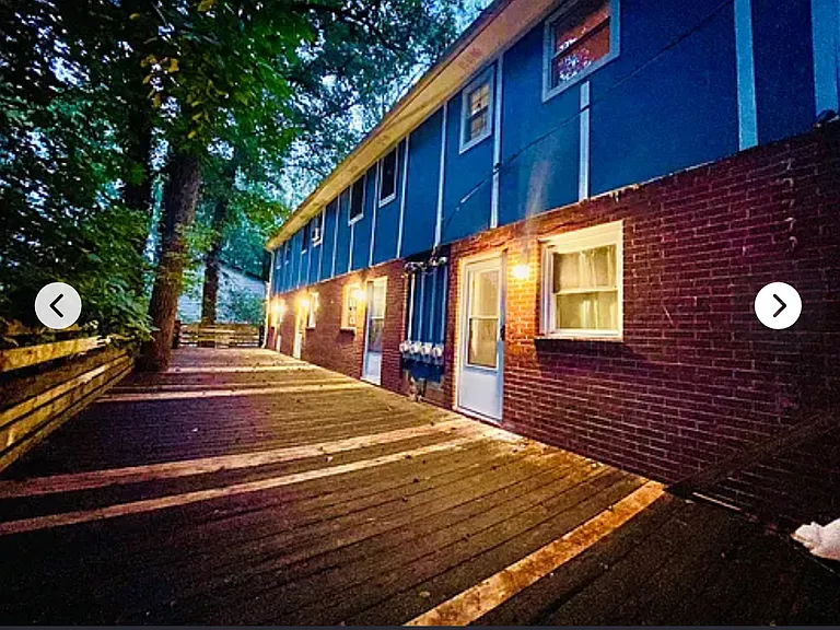 409 Lindsay Rd — Photo 3