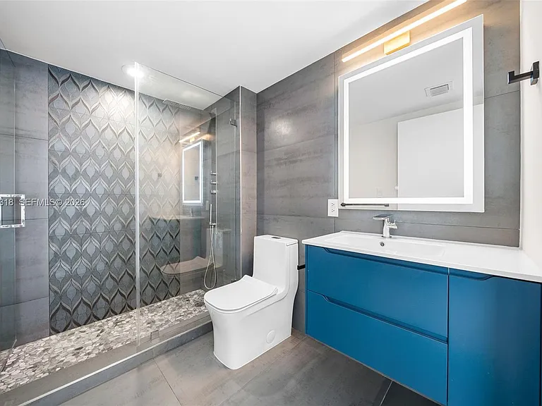650 West Ave #1408 — Photo 23