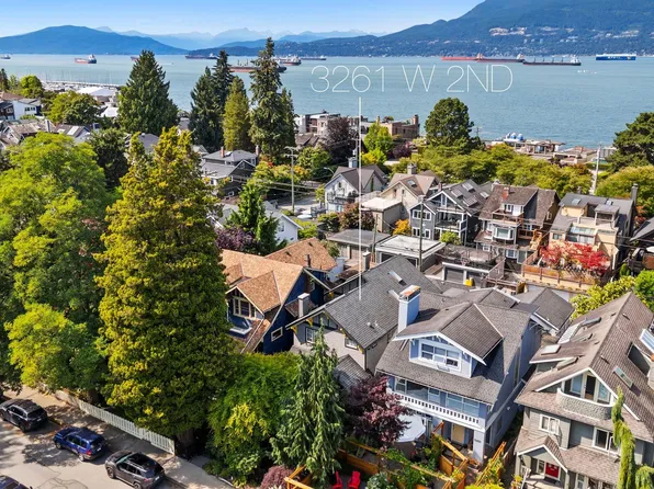 3261 W 2nd Ave, Vancouver, BC V6K 1K9
