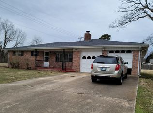 1002 S Broadway St, Grove, OK 74344