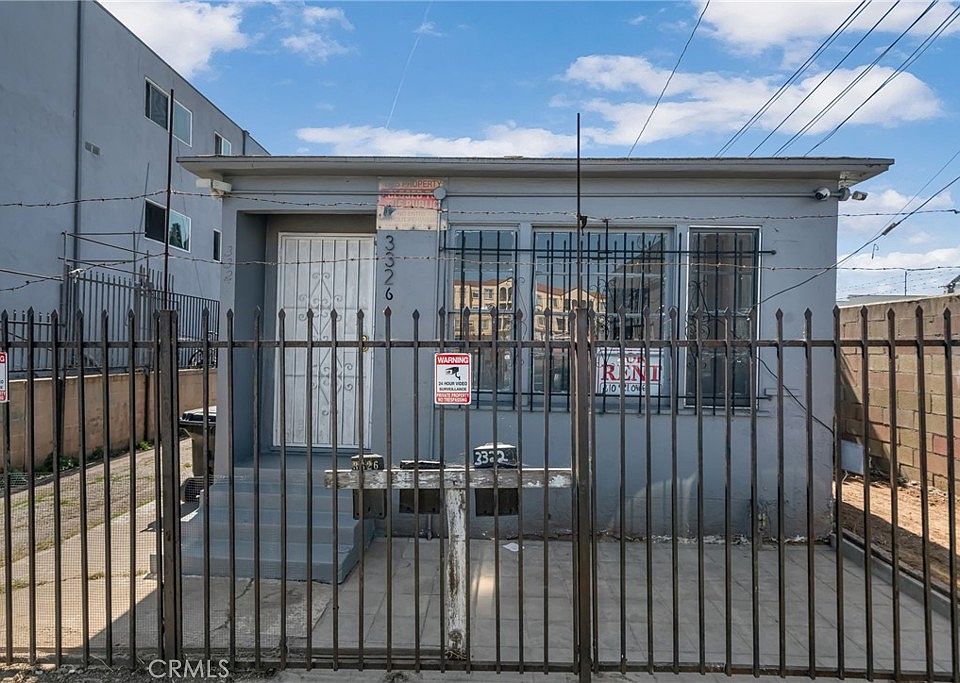 1st image of 3322 W 63rd St