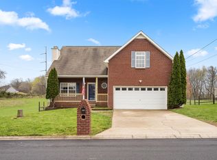 1006 Harding Dr, Clarksville, TN