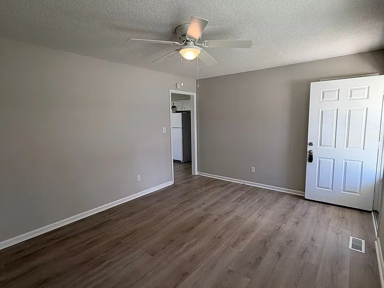 101 N Water St — Photo 6