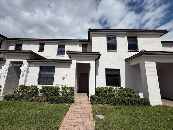 12957 SW 233rd Ter, Homestead, FL 33032