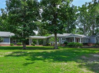 628 Ritters Lake Rd, Greensboro, NC 27406