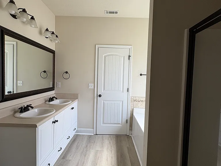 505 Cranberry Cir — Photo 16
