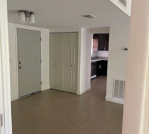 4th image of 244 Lake Dora Dr