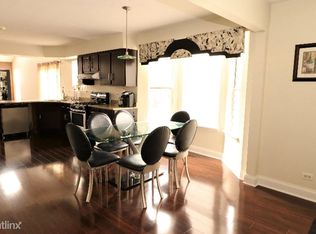 1267 Crystal Shore Ct, Carol Stream, IL 60188