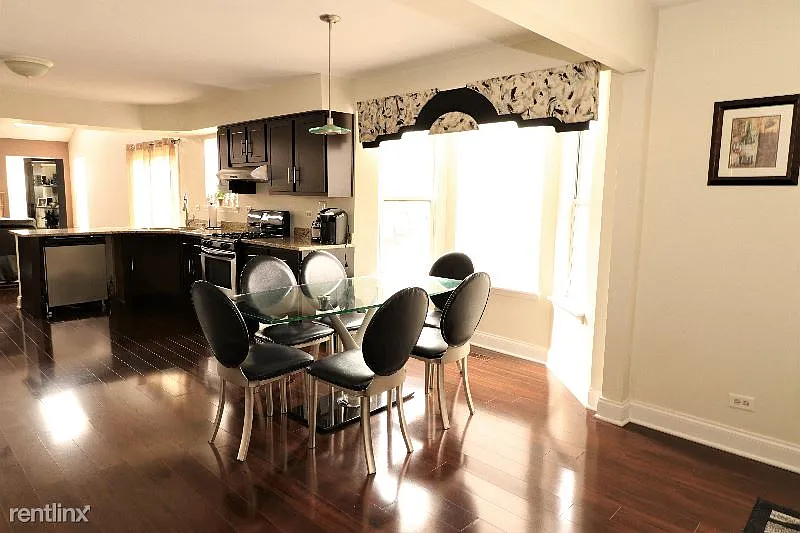 1267 Crystal Shore Ct photo 1