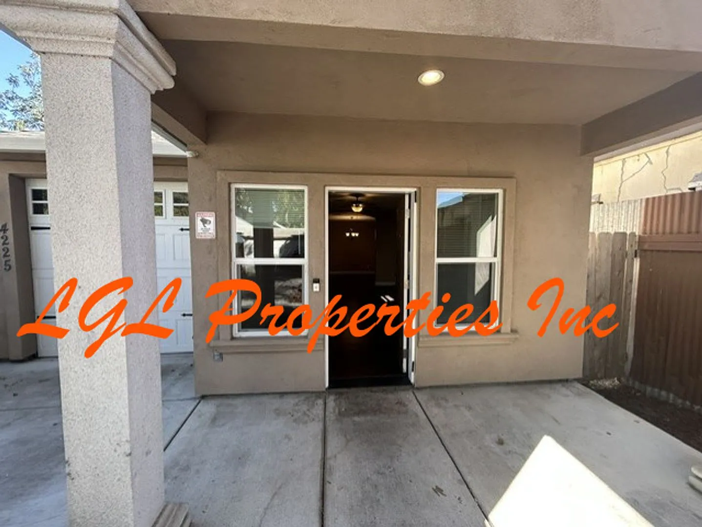 3 bed, 2.0 bath, 1445 sqft, $2,650 — Photo 3