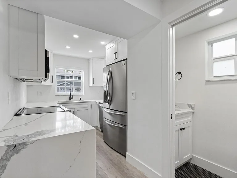 4952 SW 122nd Ter — Photo 10