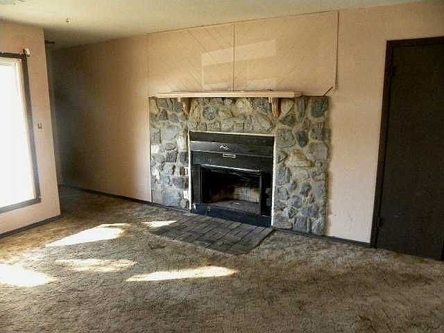 2nd image of 617 SE 31st St