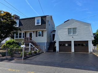 27 Fenwick St, Revere, MA 02151