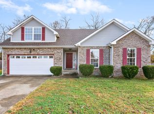 3884 Benjamin Dr, Clarksville, TN 37040