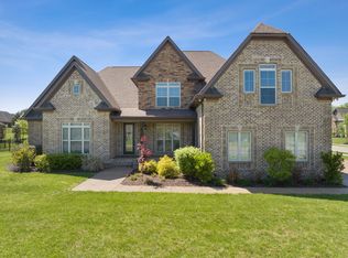 126 Springfield Dr, Lebanon, TN 37087