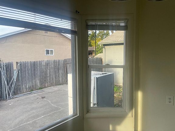 3rd image of 2115 W Avenue 135th