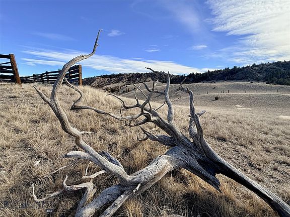 2nd image of Tbd Drake Ln