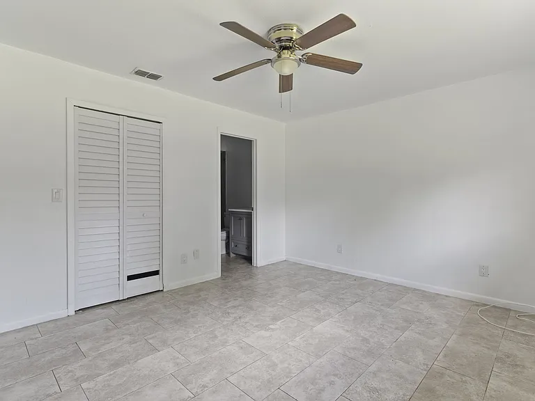 4305 SW Santa Barbara Pl — Photo 12