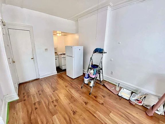 4th image of 916 Lafayette Ave #5F