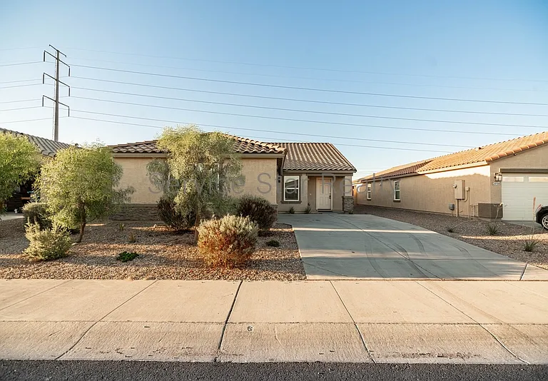 24516 W Pima St — Photo 1