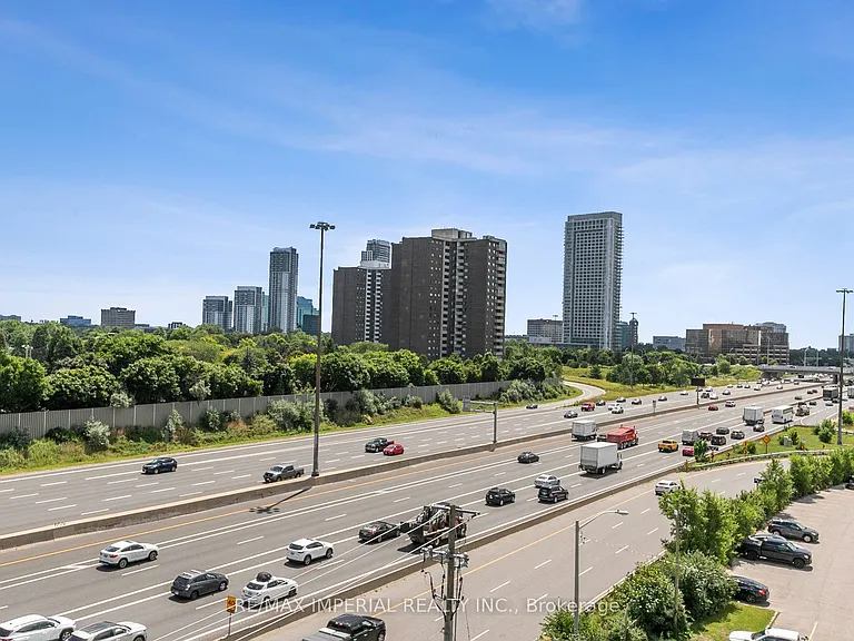 188 Fairview Mall Dr #722 — Photo 19
