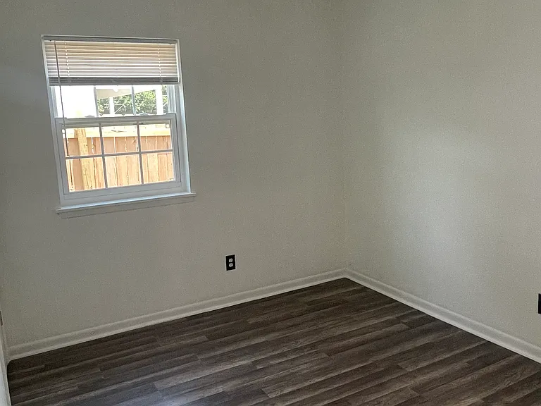 4210 Coldsprings Dr — Photo 16