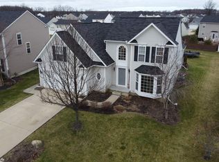 37390 Tail Feather Dr, North Ridgeville, OH 44039